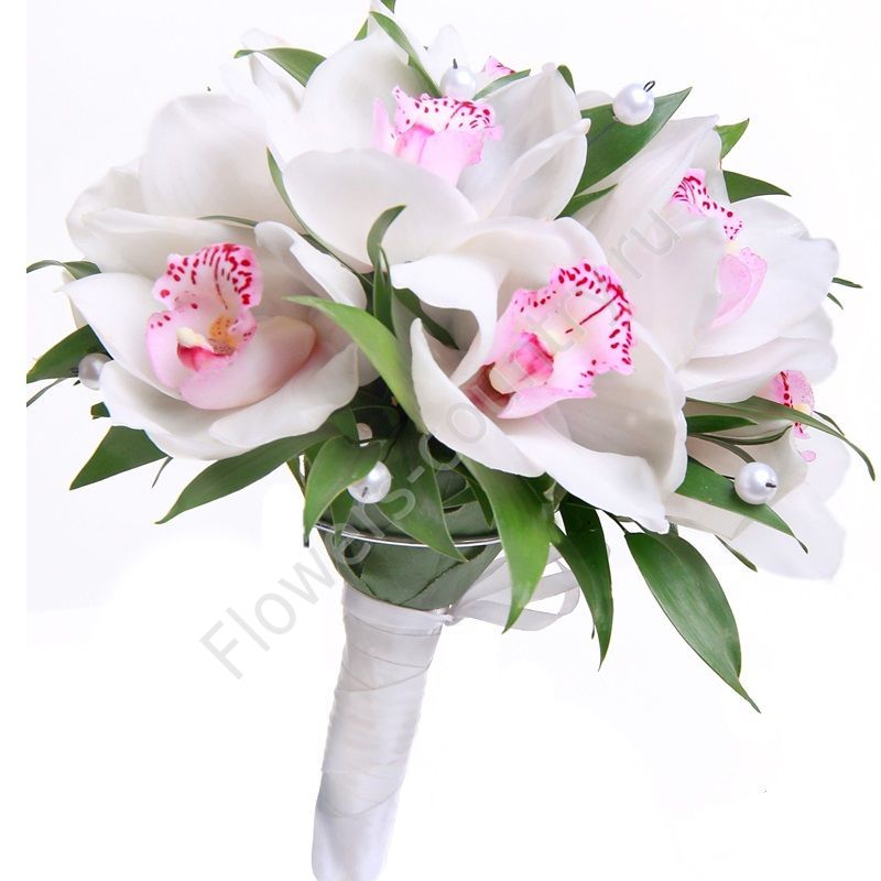 Букет невесты из 15 орхидей купить с доставкой по Москве