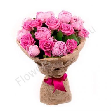 Букет розовые пионы и розы купить с доставкой по Москве