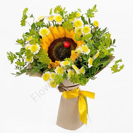 Букет из красивых цветов (хризантема и подсолнух) купить с доставкой по Москве
