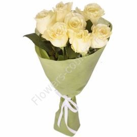 Букет из 7 белых роз купить с доставкой по Москве