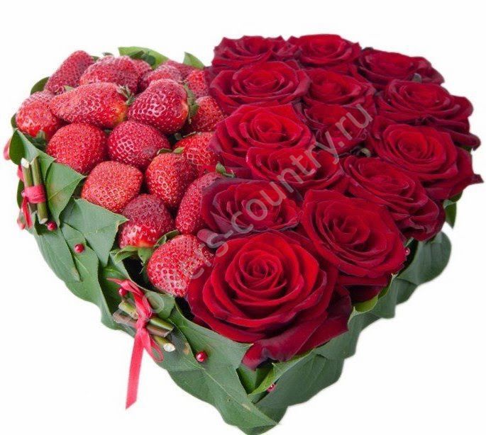 Букет из красных роз и клубники купить с доставкой по Москве