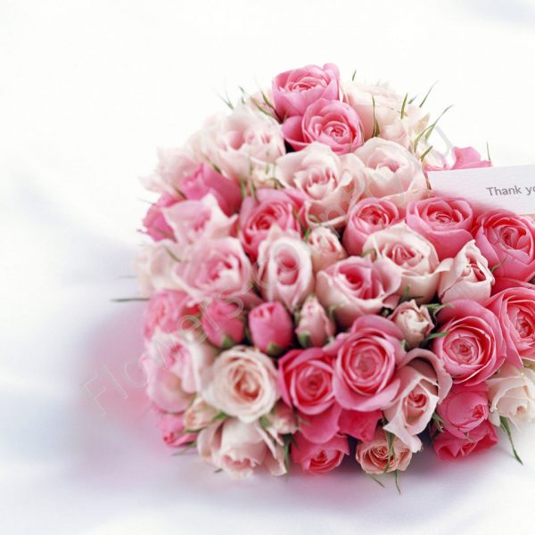 Букет из нежно-розовых роз Сердце купить с доставкой по Москве