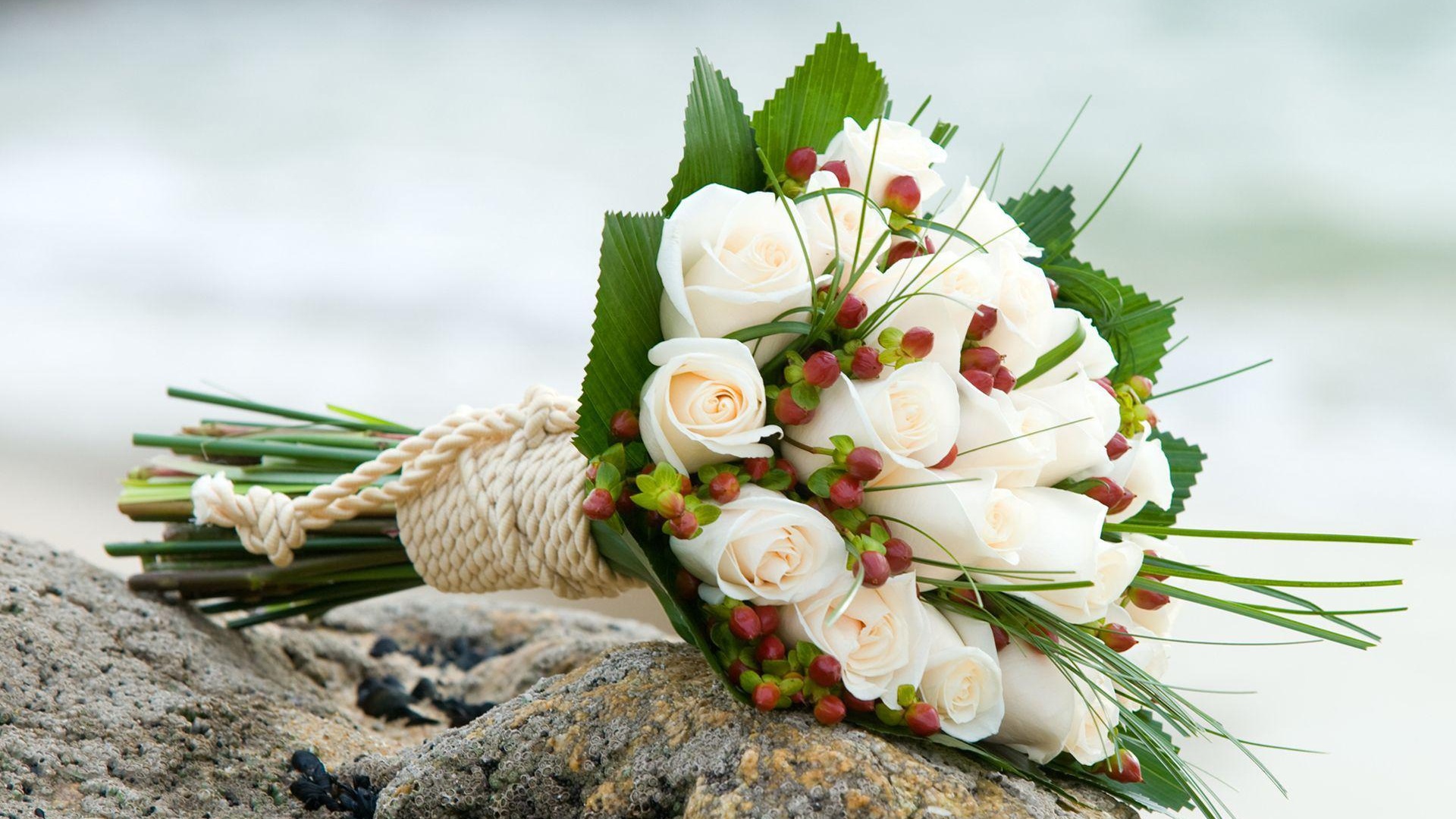 Свадебные букеты в интернет-магазине «Цветотека» | Купить букет невесты по выгодной цене в СПб